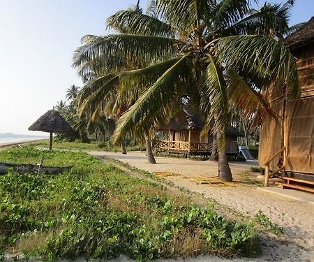 Barry'S Beach Resort Mkwaja Exteriér fotografie