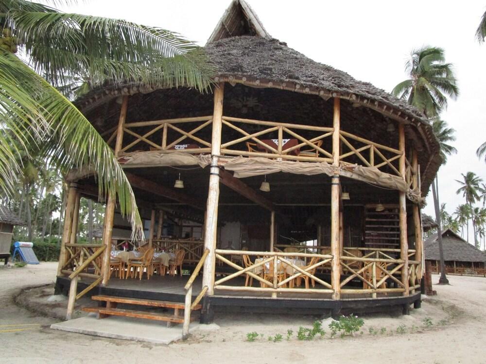 Barry'S Beach Resort Mkwaja Exteriér fotografie